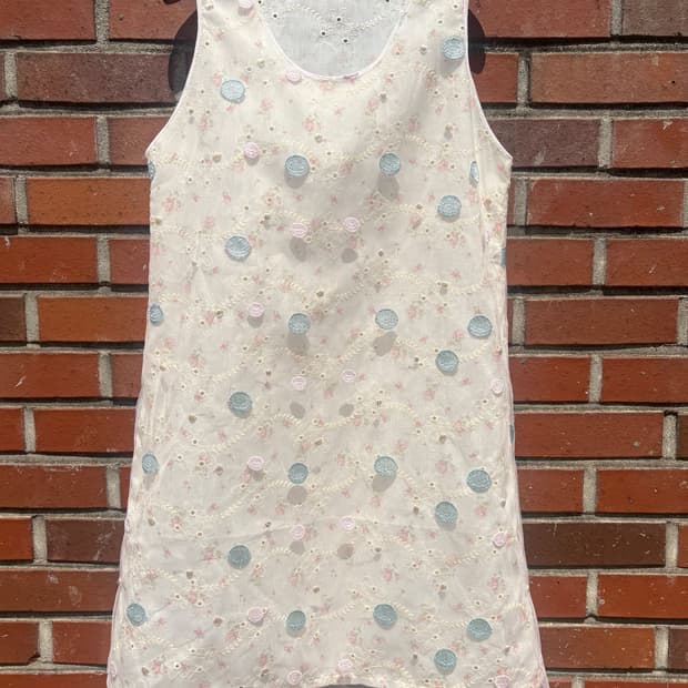 Blooms in Bokeh dress [pink]