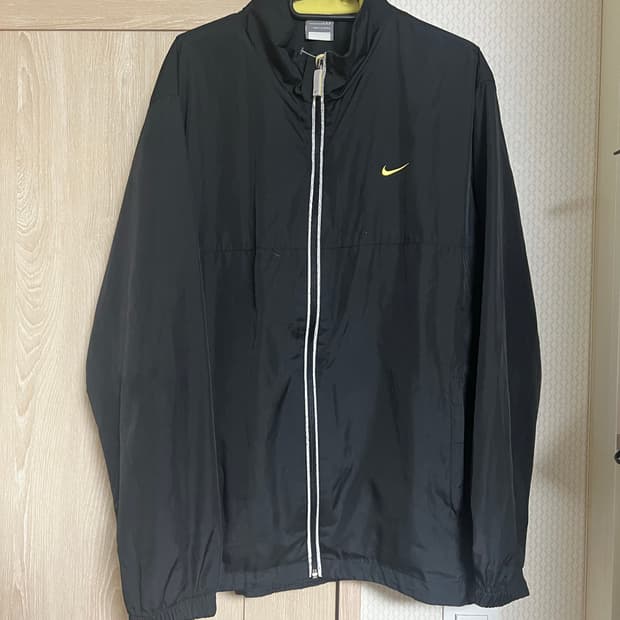 00s 나이키 솔로 스우시 올드스쿨 블랙 바람막이 리플렉티브 윈드브레이커