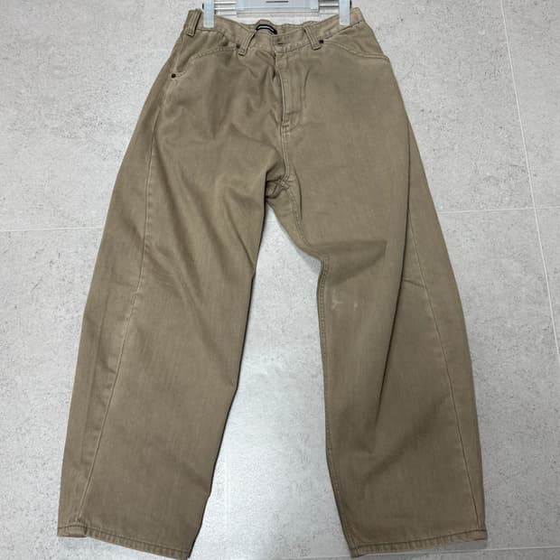 해칭룸 커브진 M