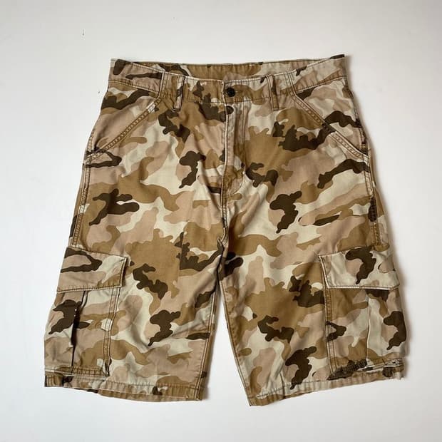리바이스 밀리터리 카모플라쥬 카고 반바지 PN9634