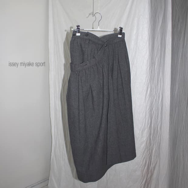 wool layerd prill skirt 