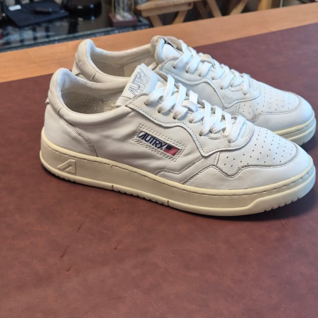 270-275(43) 오트리 메달리스트 로우 