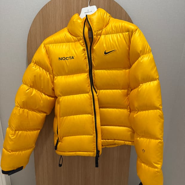 나이키 녹타 패딩 옐로우