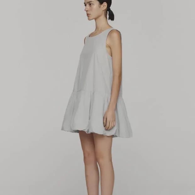 아모멘토 volume mini dress light grey mint