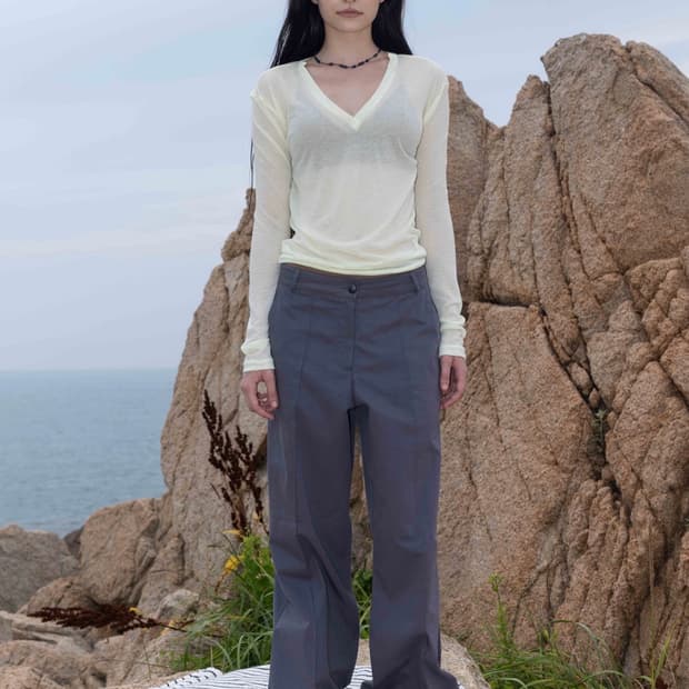 Nova yang IIS WIDE LOW LINE PANTS