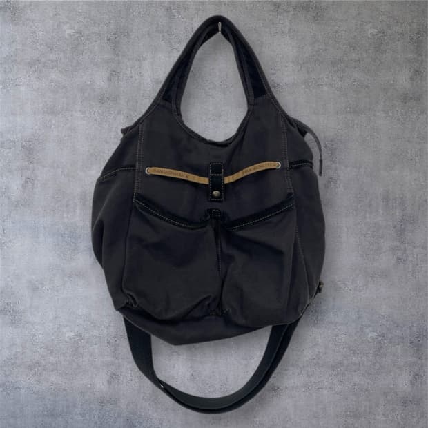 만다리나덕 Mandarina duck 블랙 차콜 토트 겸 크로스백