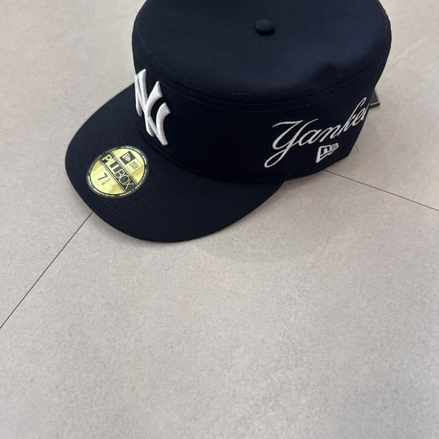 필박스 뉴에라 758(60.6cm) 새제품!!