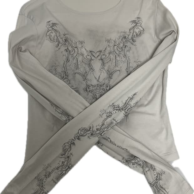 허그유어스킨 로코코 오너먼트 티 그레이