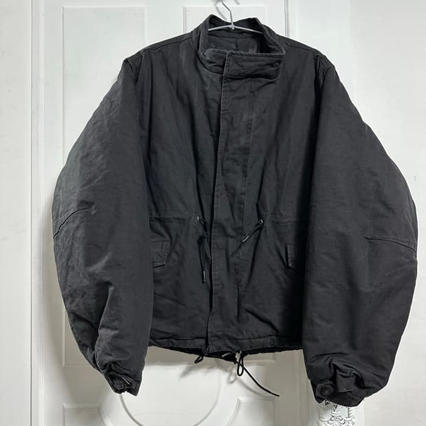 라퍼지스토어 피쉬테일 크롭 파카