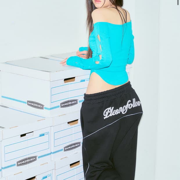 플리즈노팔로우 백로고 조거팬츠 블랙