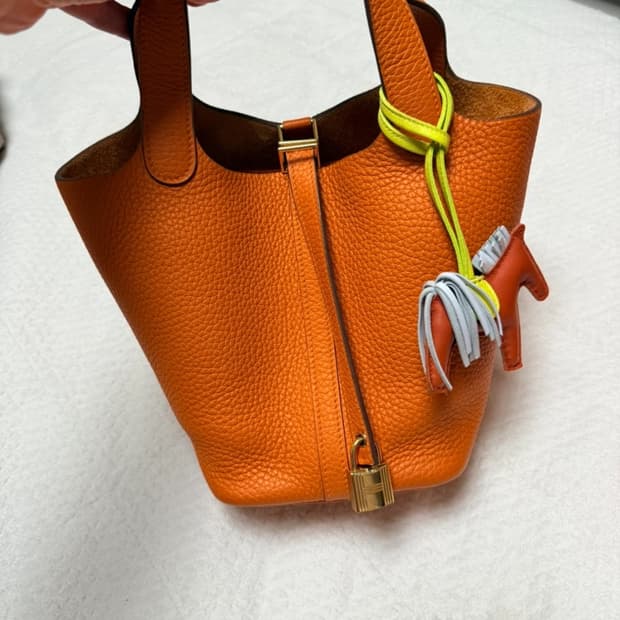 에르메스 피코탄18 