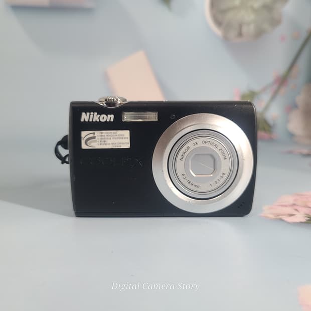 니콘 쿨픽스 S203 블랙 디카 (빈티지 카메라)