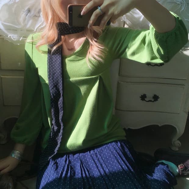 Set) 그린 퍼프 롱슬리브 + 도트 머플러