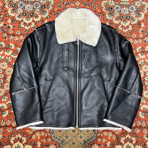 드로우핏 비건레더 무스탕 블랙 L