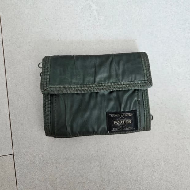 포터 탱커 반지갑 세이지그린