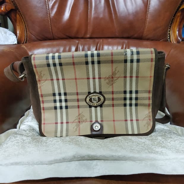 빈티지 버버리 크로스백 90년대초 제품