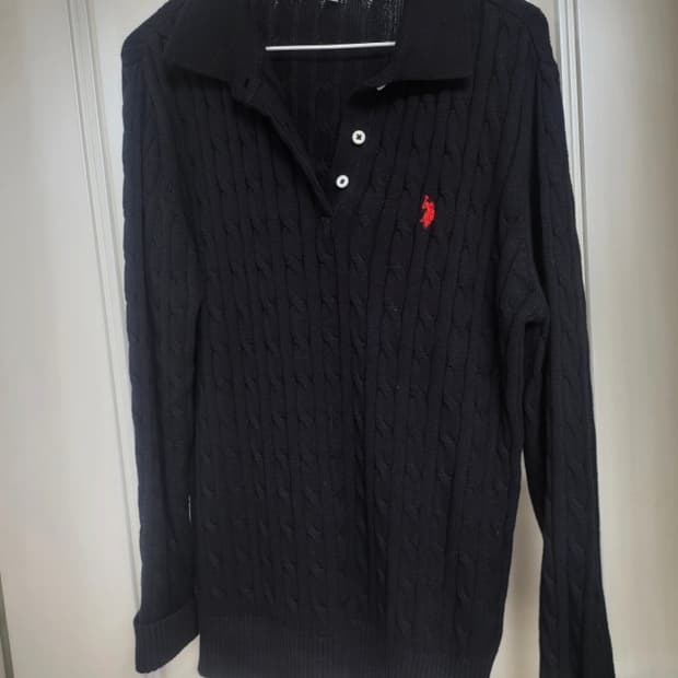 U.S. POLO ASSN. 블랙 케이블 니트