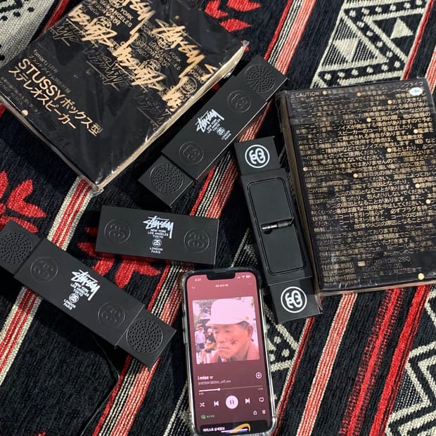 스투시 포터블 스피커 (개봉 민트급)