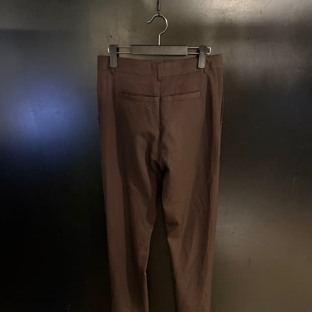 디올 버튼 포인트 브라운 슬랙스