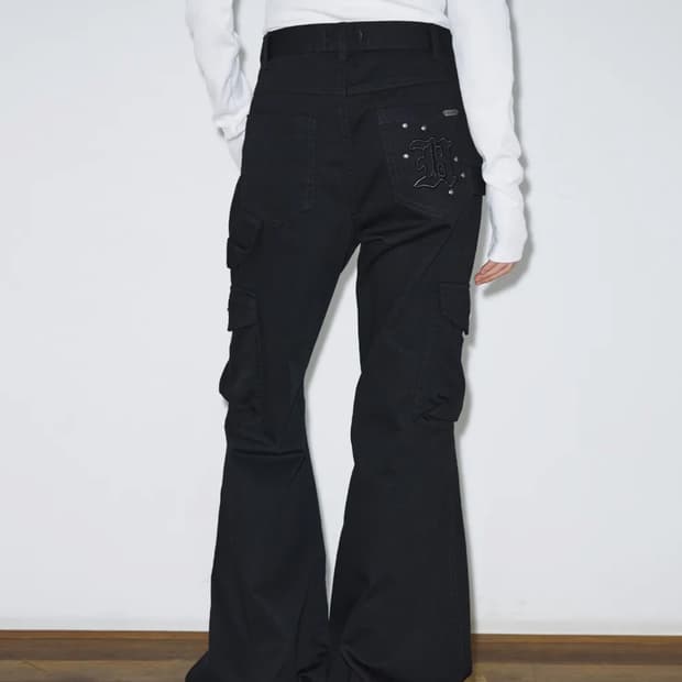 헬레네파리스 피그먼트 스터드 부츠컷 팬츠