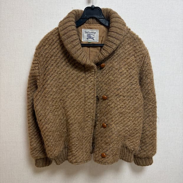 버버리 90s 부클 자켓