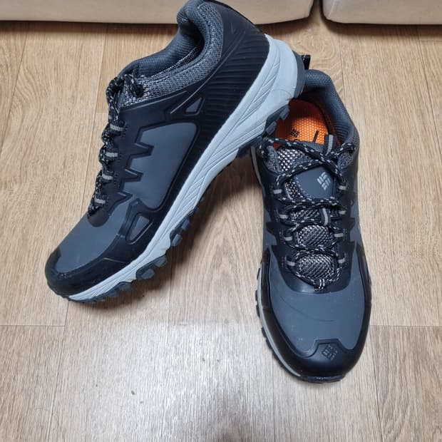 컬럼비아(Columbia) 트레킹화 피크프리크 II 아웃드라이265