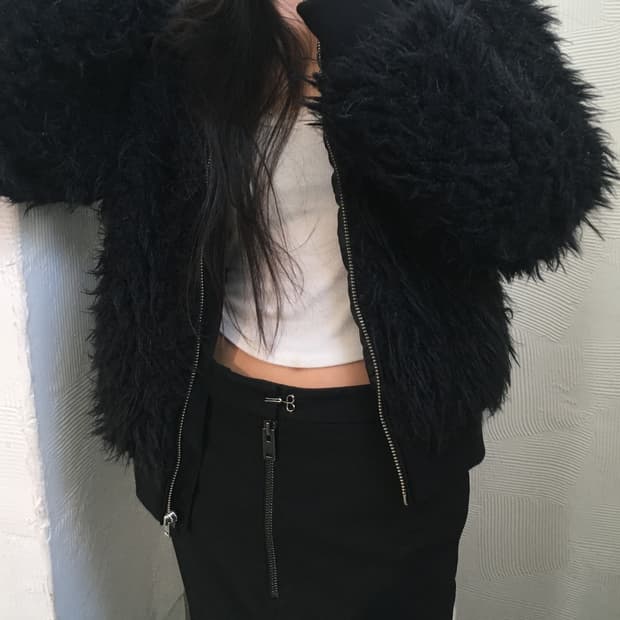 Love Moschino 러브 모스키노 블랙 인조 퍼 봄버 자켓