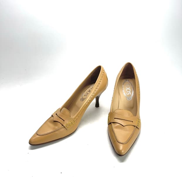 240) TOD'S 토즈 카멜 펌프스 힐