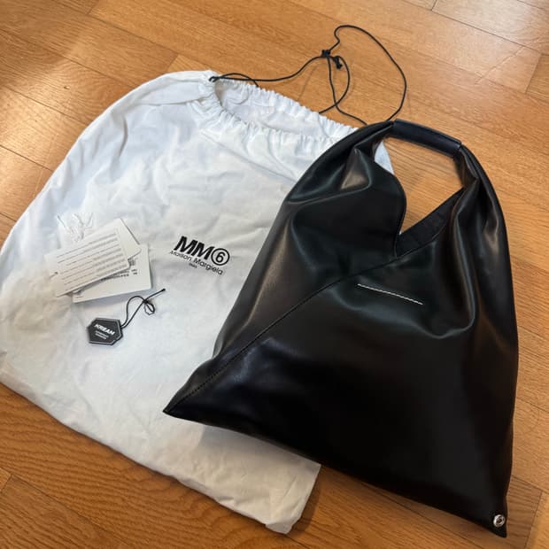 MM6 메종 마르지엘라 블랙 가방 1회착용