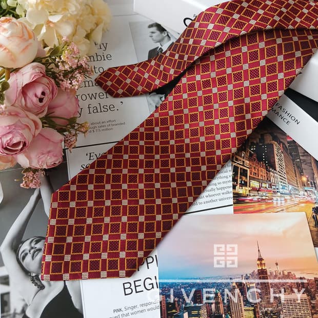 지방시 실크 레드 기하 패턴 넥타이 10cm A+등급 E781
