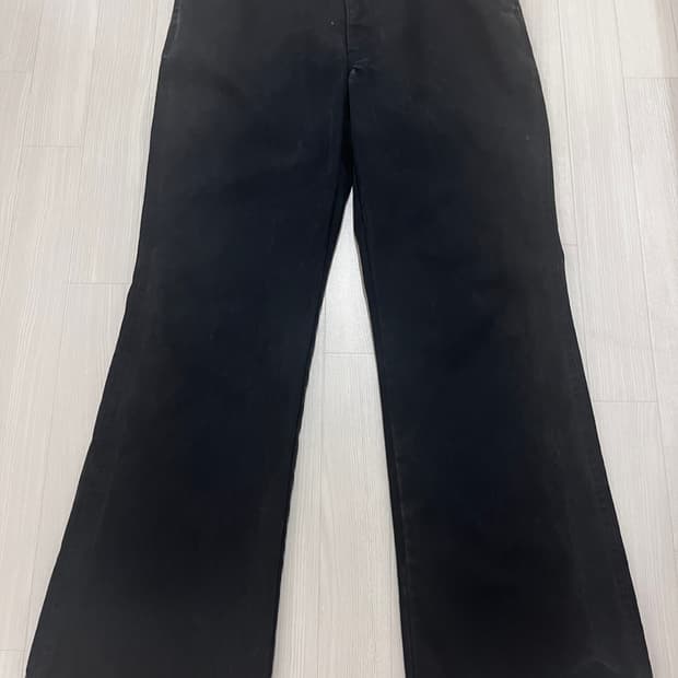 whiteland 플레어핏 바지