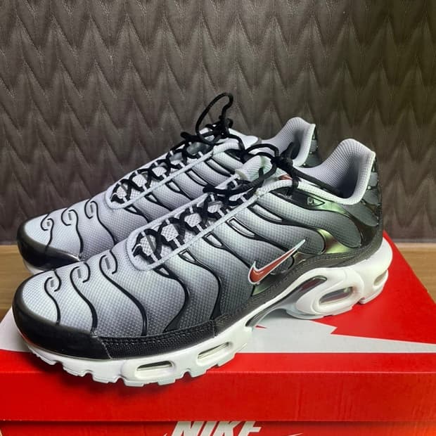 나이키 에어맥스 플러스 260mm 실착1회