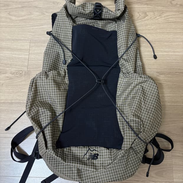 CAYL x 뉴발란스 백팩 15L