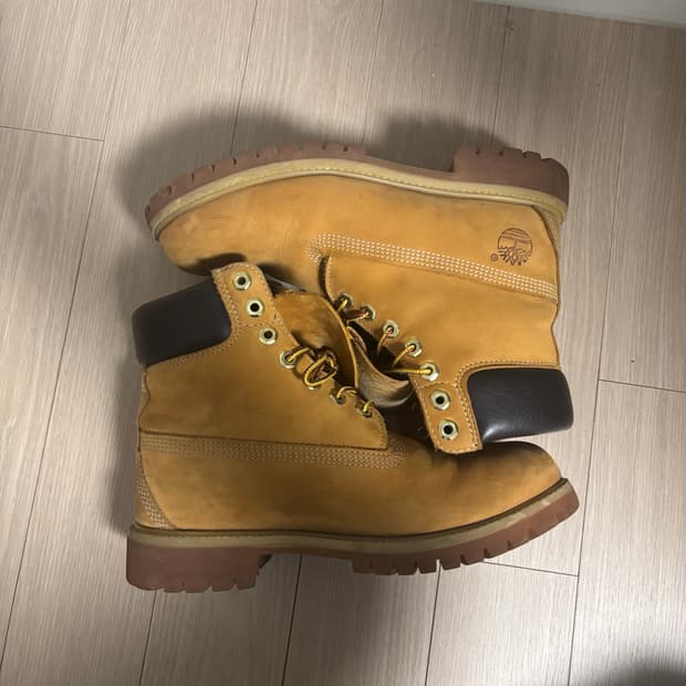 팀버랜드 6인치 부츠