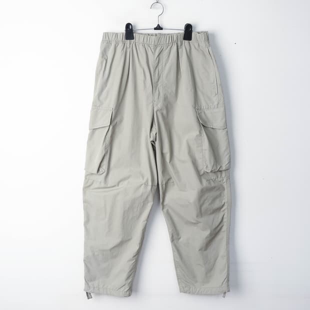 33/유니클로U 와이드핏 파라슈트 카고팬츠