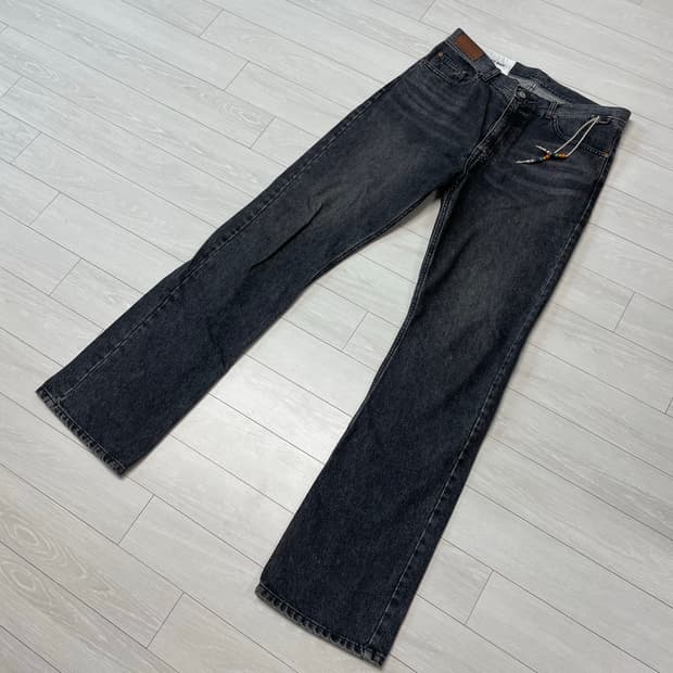 뉴 아메리카 스트레이트 진 (APA413M) – BLACK 판매합니다  