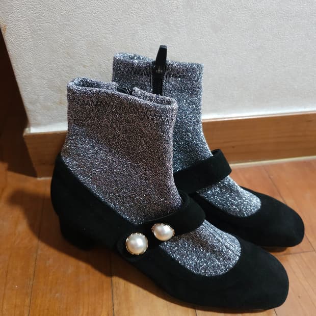 새상품)미소페 글리터 삭스 펄 메리제인 부티