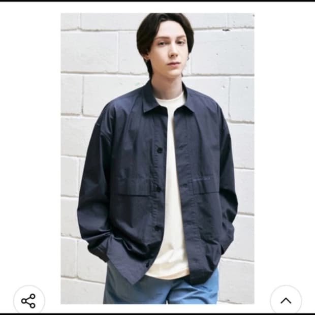 <새것> 다이아몬드레이라 네이비 포켓 셔츠