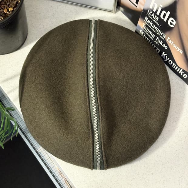 Ba-tsu 지퍼 베레모