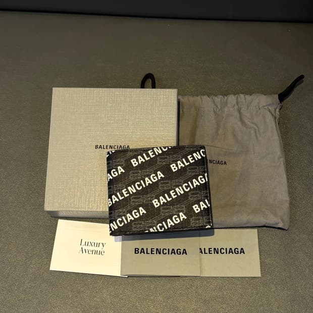 발렌시아가 BB 모노그램 로고 반지갑 블랙