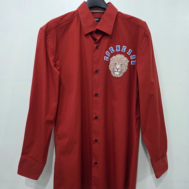 휴고보스 라이언 자수 셔츠(M)
