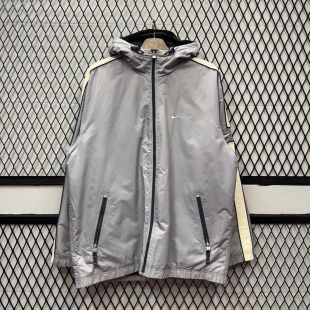 00s 나이키 올드스쿨 나일론 후드 자켓 기모 안감 스우시 디테일 그레이