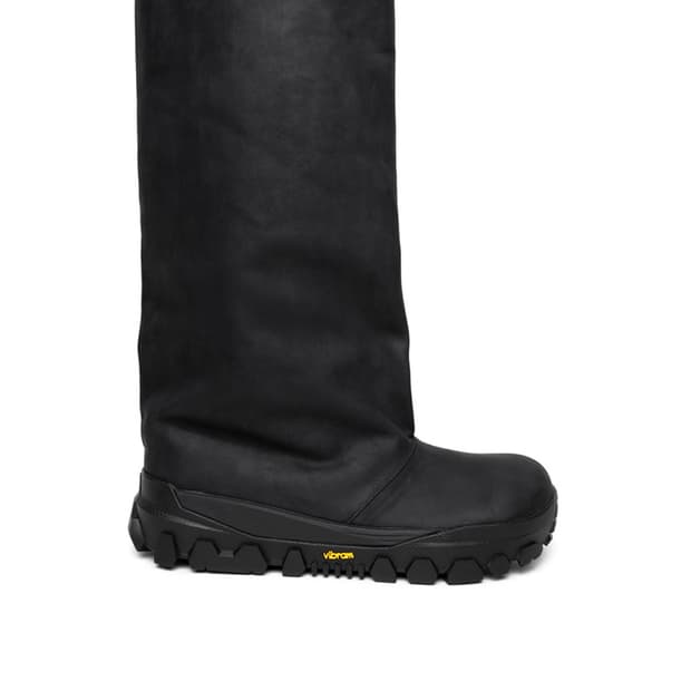 쓰리투에이티 부츠