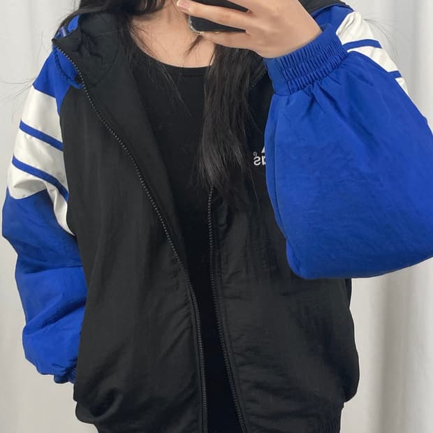 아디다스 올드스쿨 바람막이 자켓