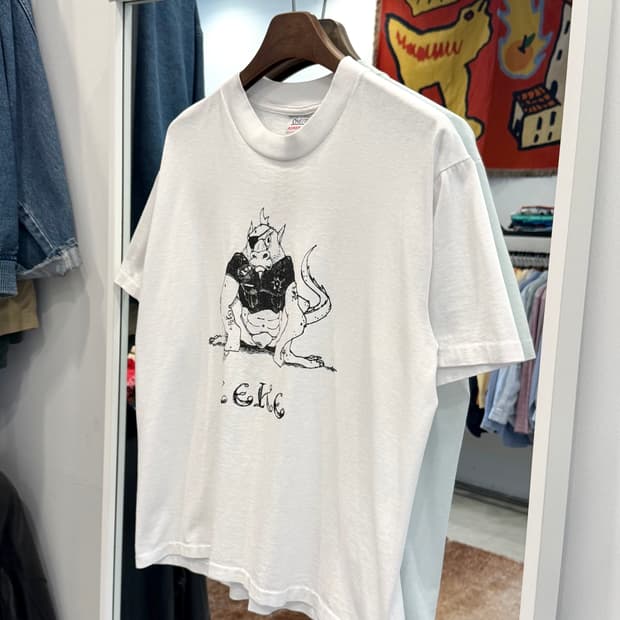 90s Oneita 오네이타 ZEKE 카툰 티셔츠 (made USA)