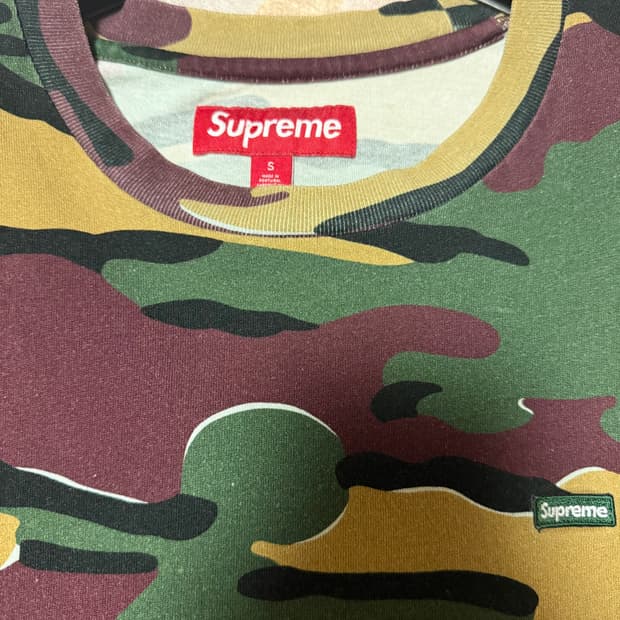 슈프림 티셔츠 (라지사이즈)