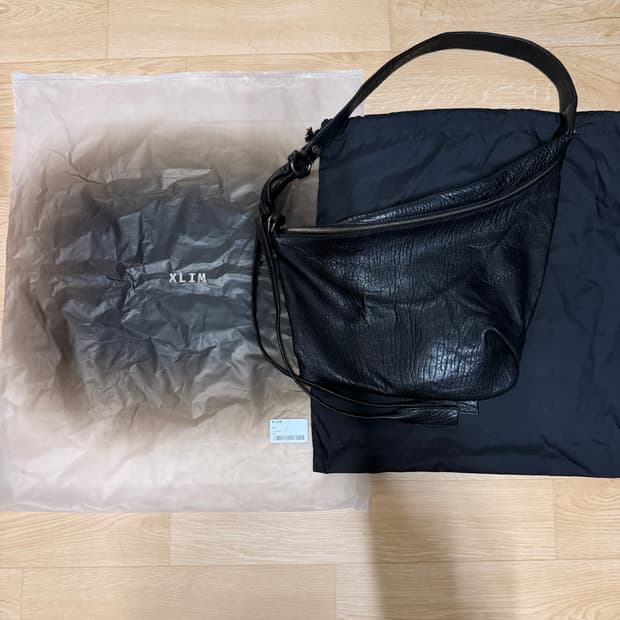 XLIM EP.8 01 BAG