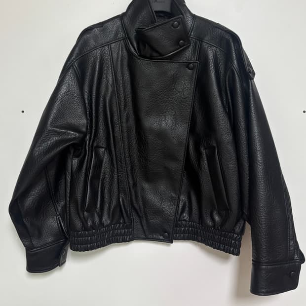 자라 레더 자켓 XL 사이즈