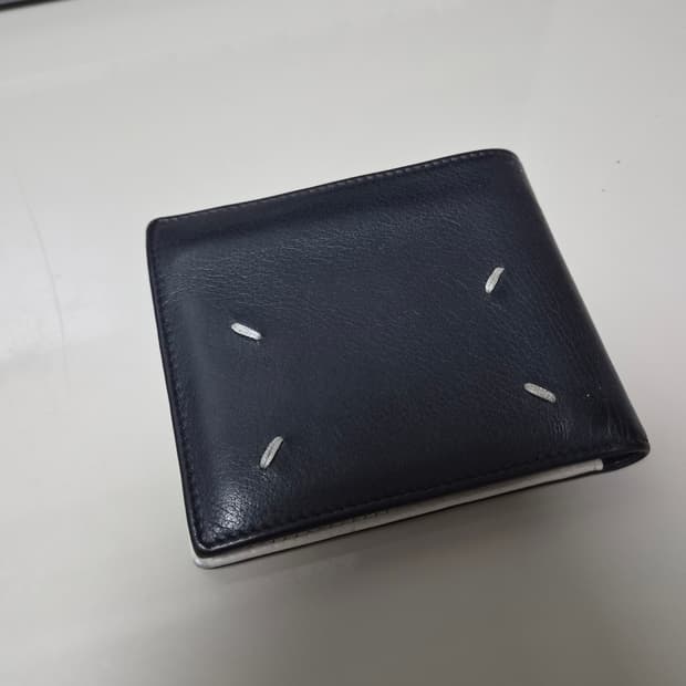 메종 마르지엘라 투톤 반지갑