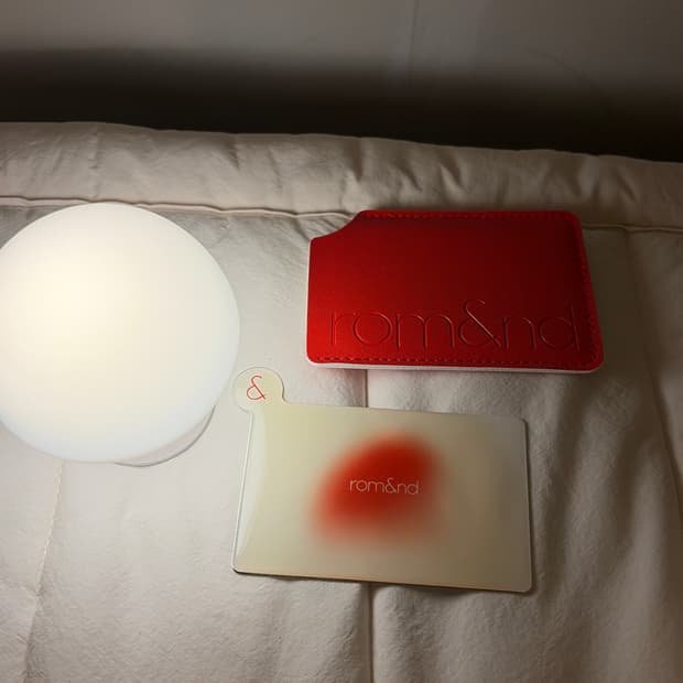 롬앤 카드케이스. 손거울 세트